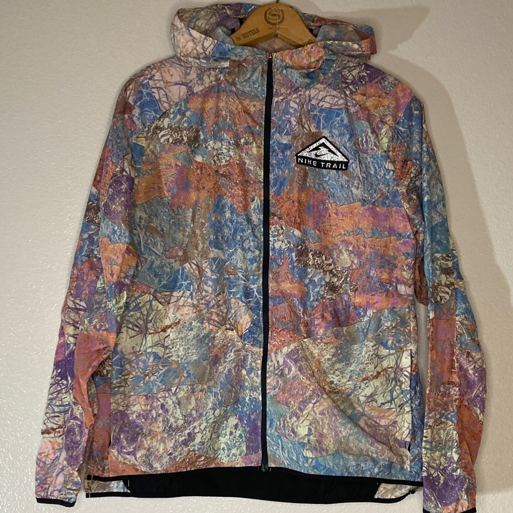 Nike Trail Shield Windrunner Packable Full Zip Ho… - image 3